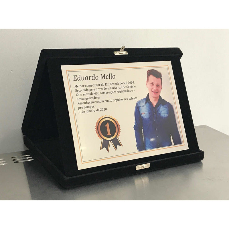Placa De Reconhecimento