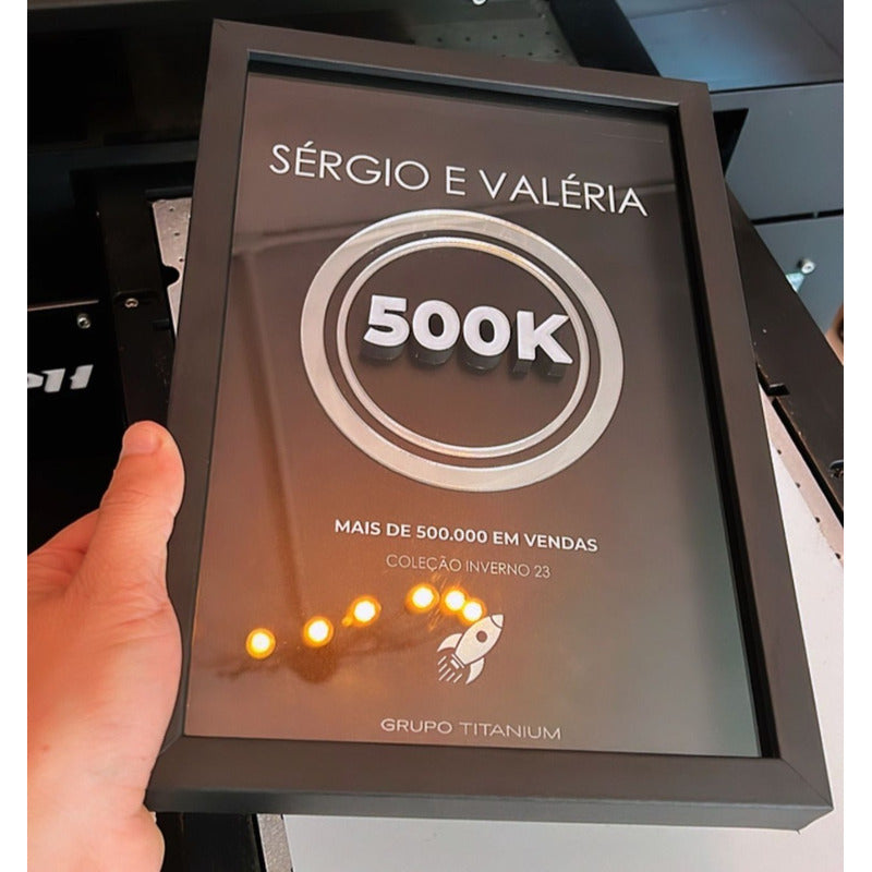 Placa De Premiação Mentorado Aluno Faturamento 3d Com Caixa  Placas De Premiação 31x21