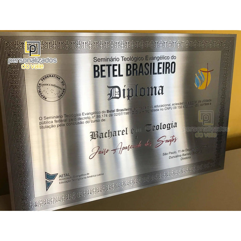 Placa Em Baixo Relevo