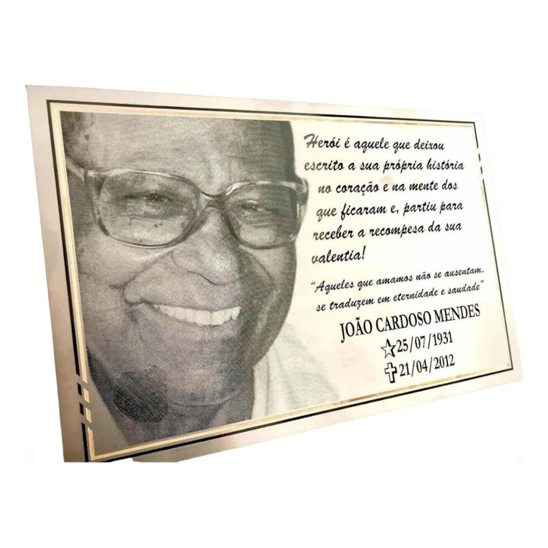 Placa Jazigo / Cemitério Póstuma